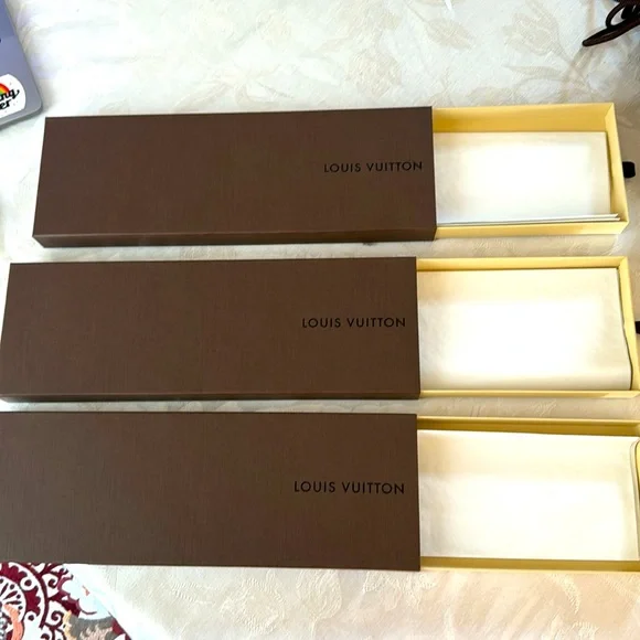 COPY - Louis Vuitton tie boxes - Picture 2 of 2